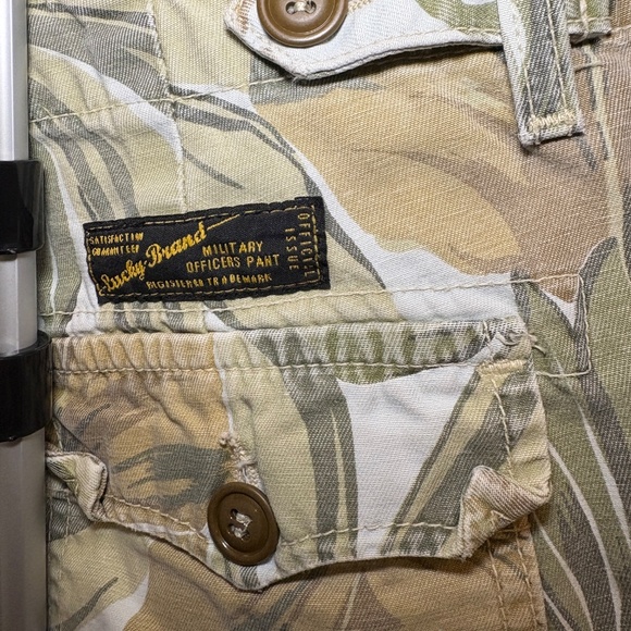 Vintage Y2K Lucky Brand Pants 4/27 Cargo Capri FloralWide Leg Camo Leaf Military - Picture 4 of 12